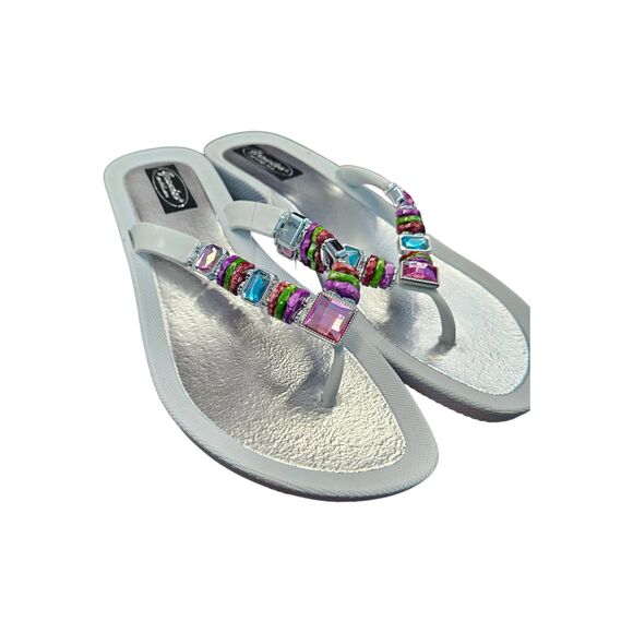 Grandco Bejeweled Sandals Womens size 10 Flip Flops New - Picture 2 of 8